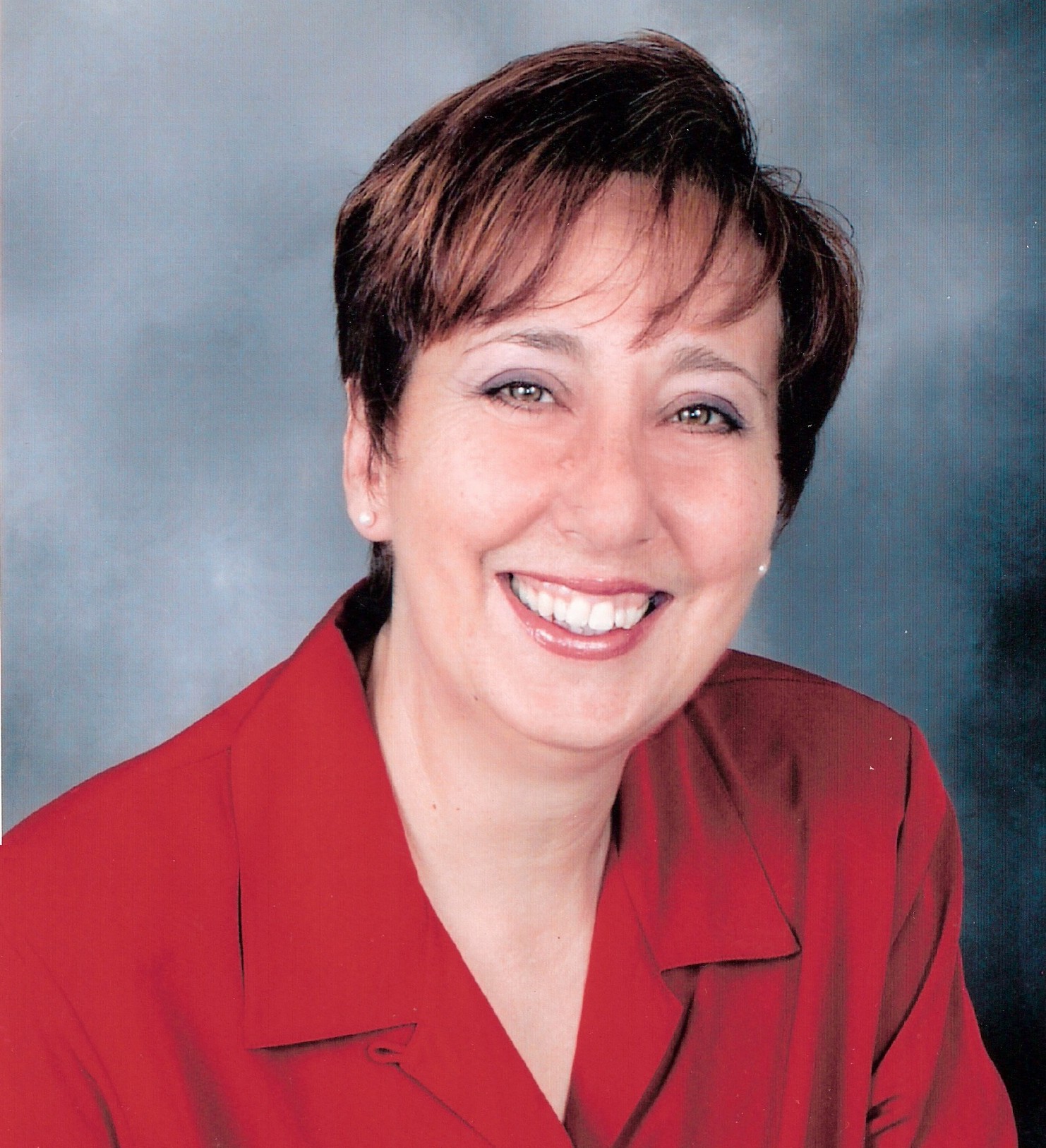 021914821626426-fleurs-real-estate-headshot-1st.jpg