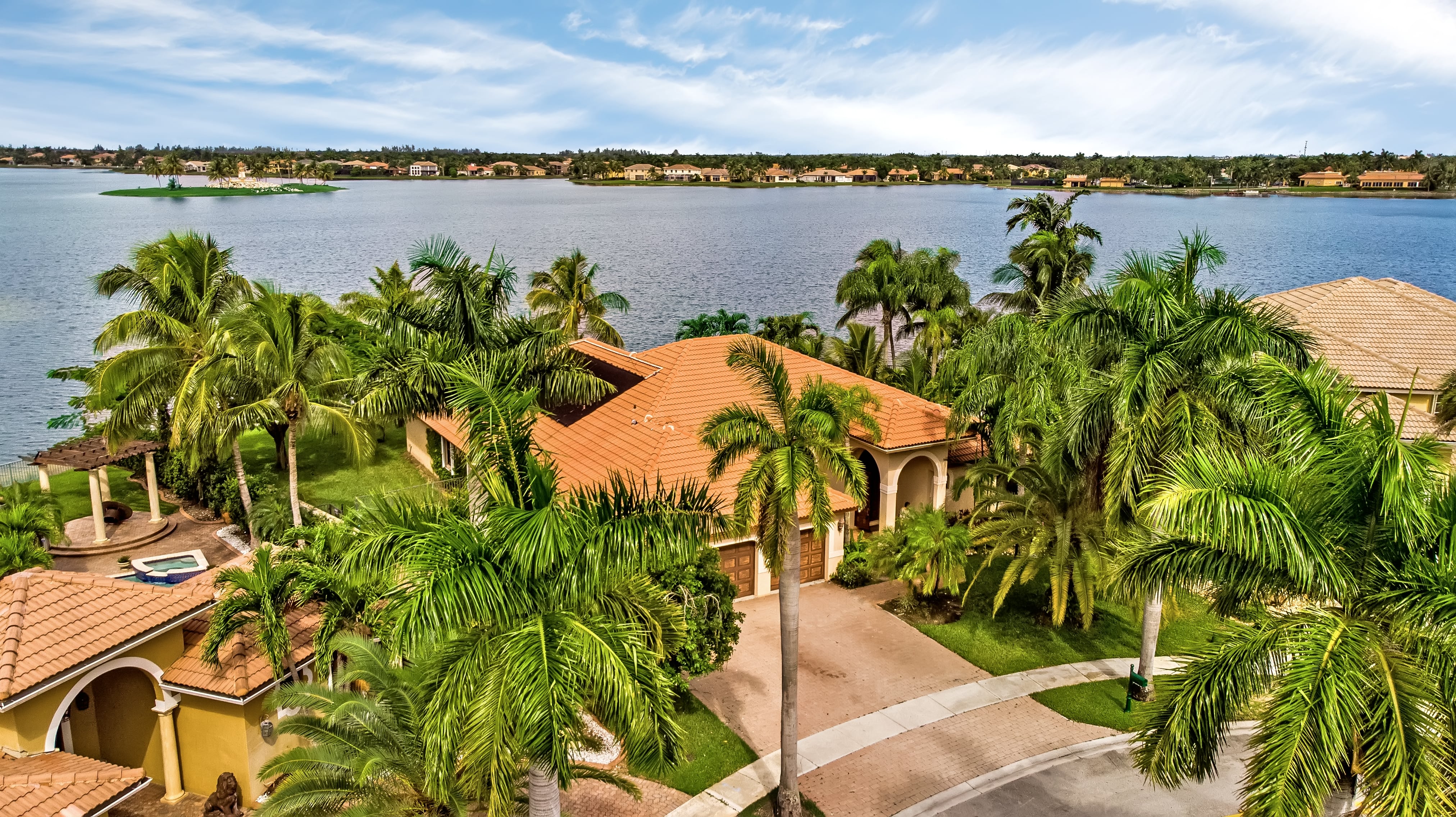 r48-wilkinson-listing-min.jpg
