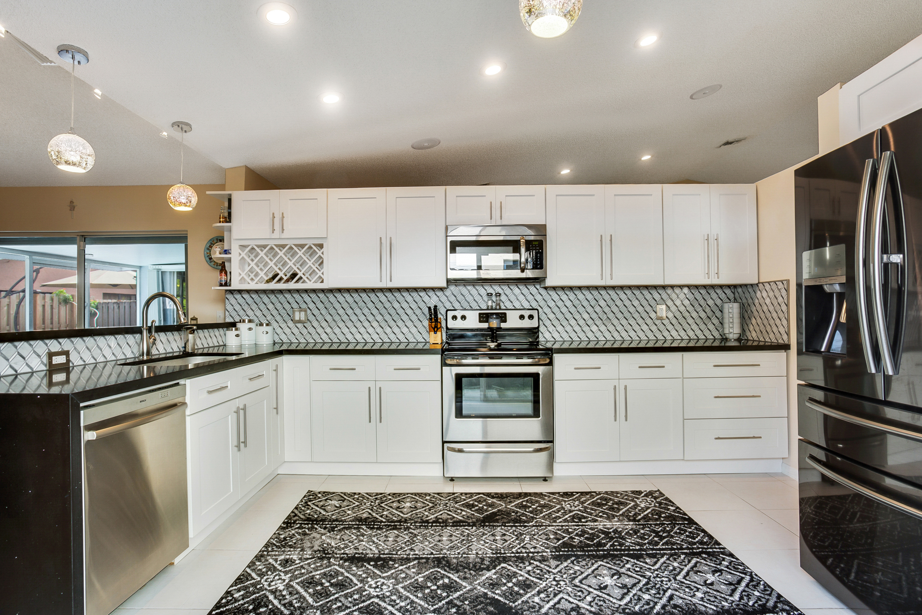 r91-nice-kitchen.jpg